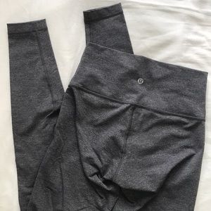 Lululemon wunder under